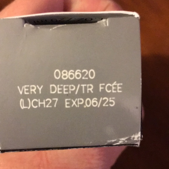 NWT Mary Kay CC Cream Very Deep - Picture 4 of 5